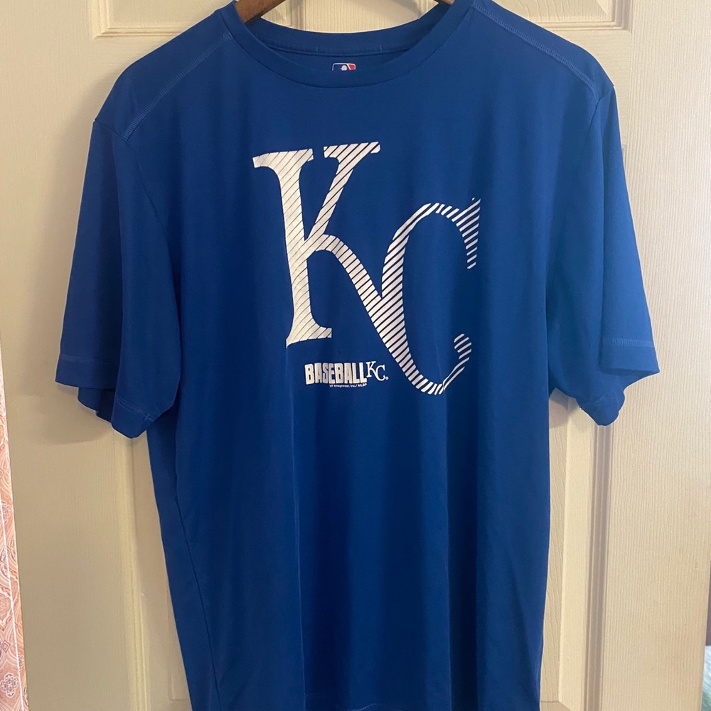 KC royals T shirt